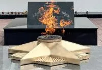 Звезда литьевая латунь (518249) сертификат комплект горелка ГВД 379 10 89 00 ПС - вечный огонь ø 1100 мм. монолит литье  в Красноармейске