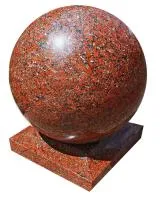 Декоративный шар из красного гранита (518208) производство - сфера арт-объект ø 500 мм. монолит массив  в Красноармейске