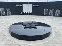 Звезда чугун (518248) производство комплект горелка ГВД 379 10 89 00 ПС вечный огонь ø 1100 мм. монолит - литье  в Красноармейске