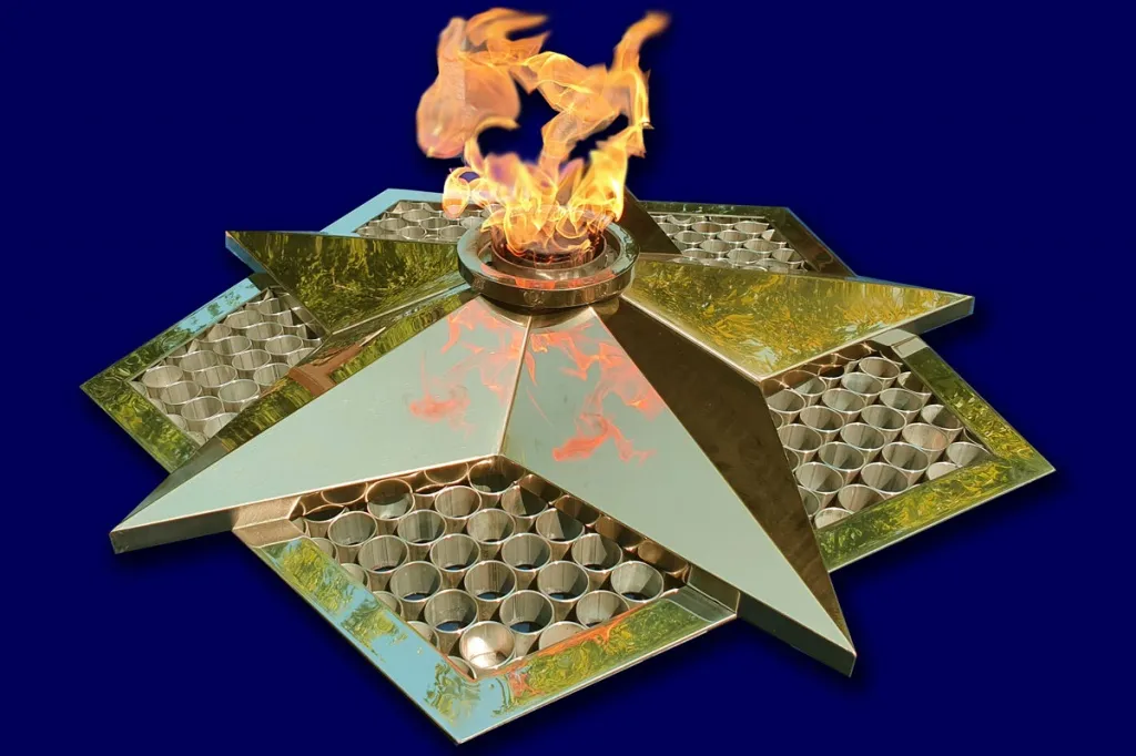 Вечный огонь в Красноармейске красивое фото пламя газовой горелки для звезды вечного огня