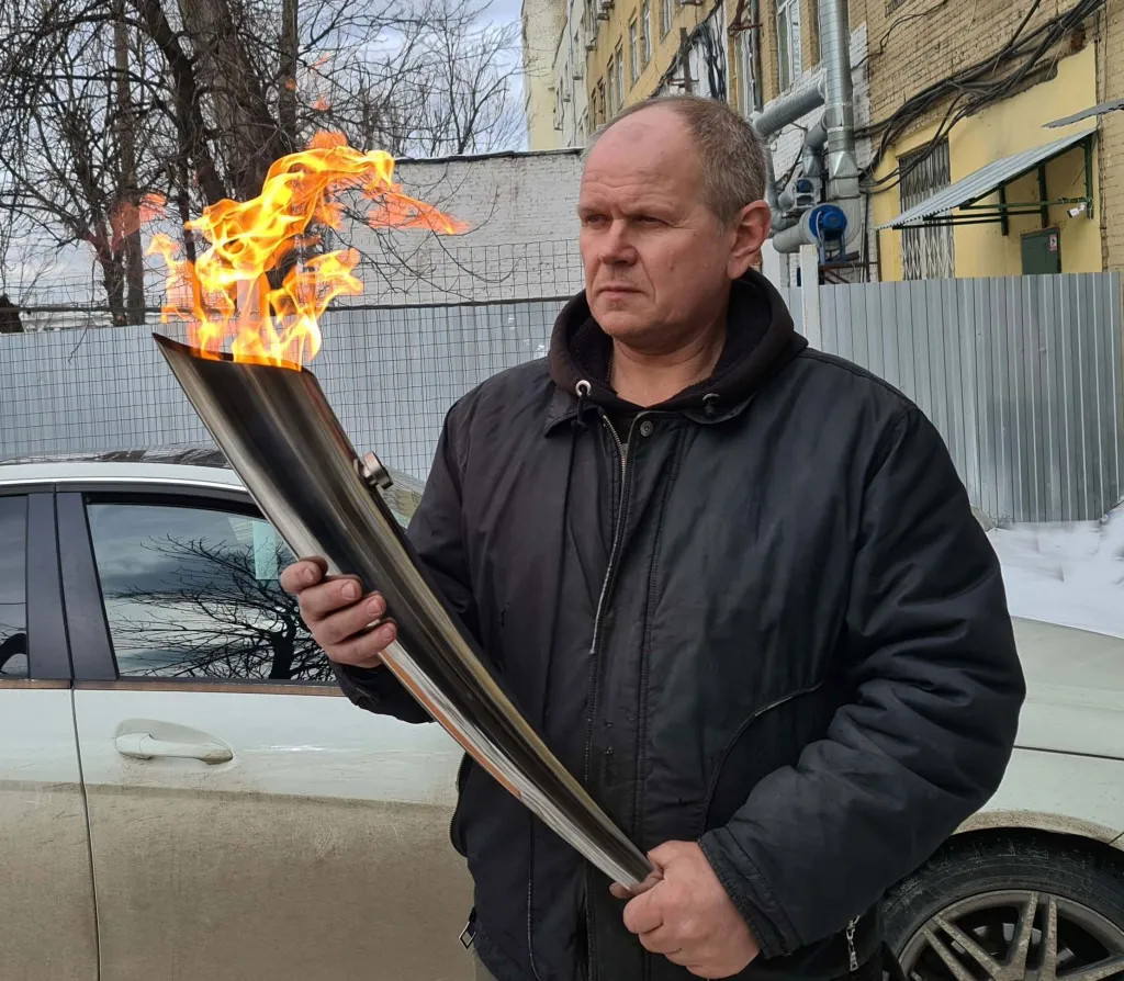 Факелы газовые для эстафеты Олимпийского огня в Красноармейске